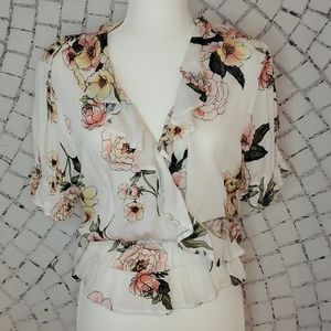 Floral Blouse NWOT Jr Large